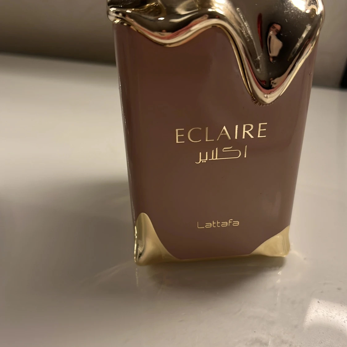 Populära Eclaire parfym från Lattafa - 2