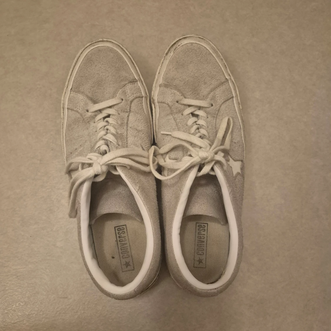 Grå sneakers från Converse - 1