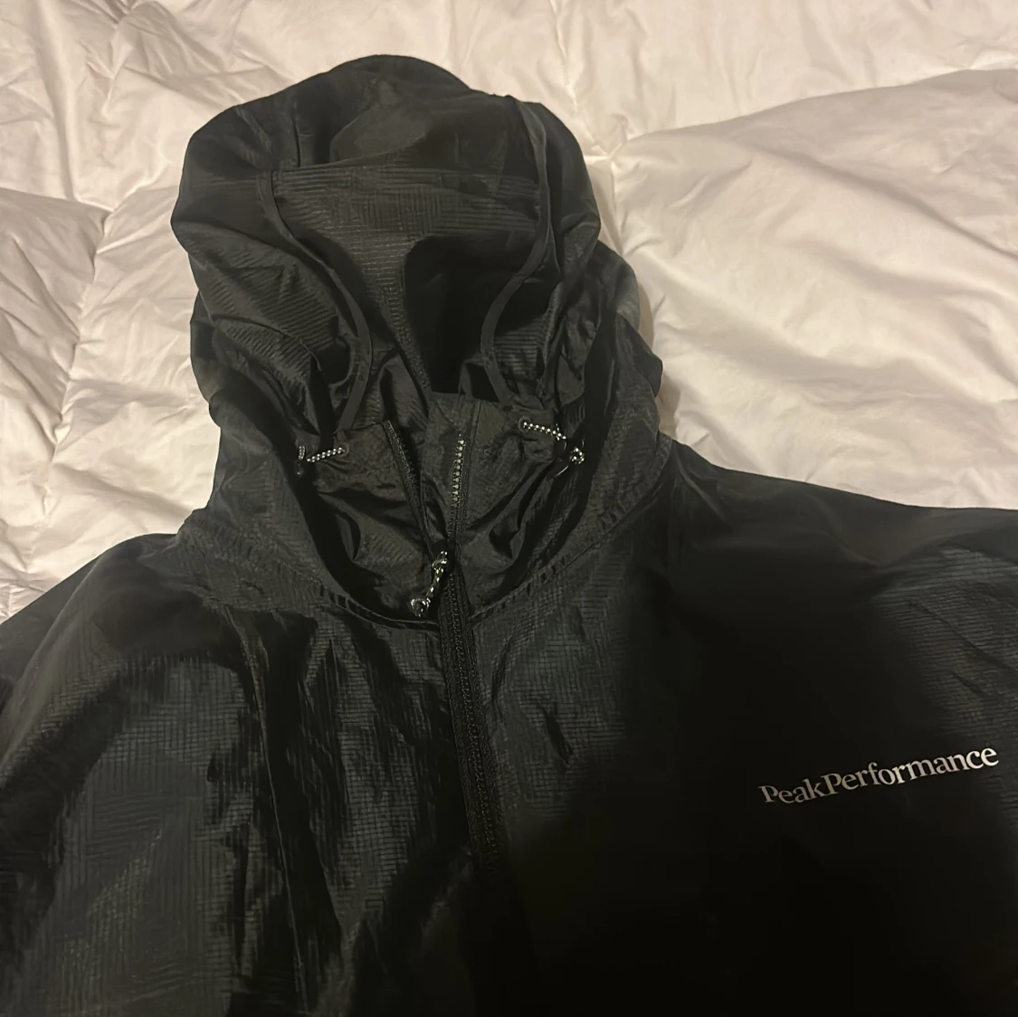 Svart vindjacka från Peak Performance - 1