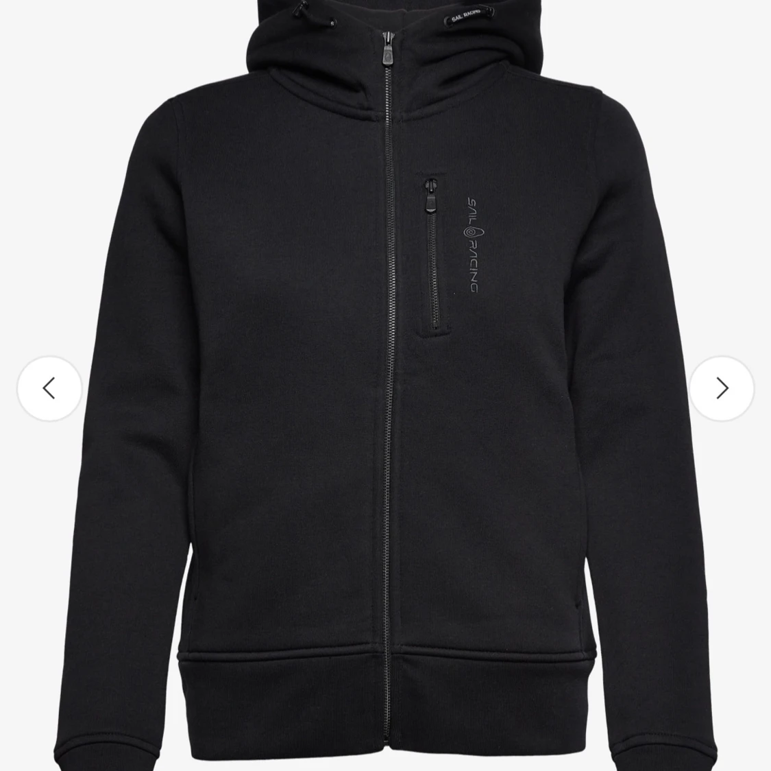 Svart hoodie från Sail Racing