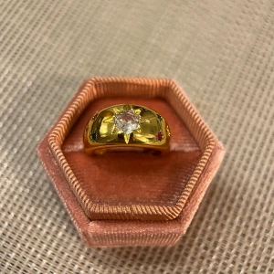 Star symbolic golden ring  - Made of copper, gold plated, zirconia stone decorated , adjustable size 