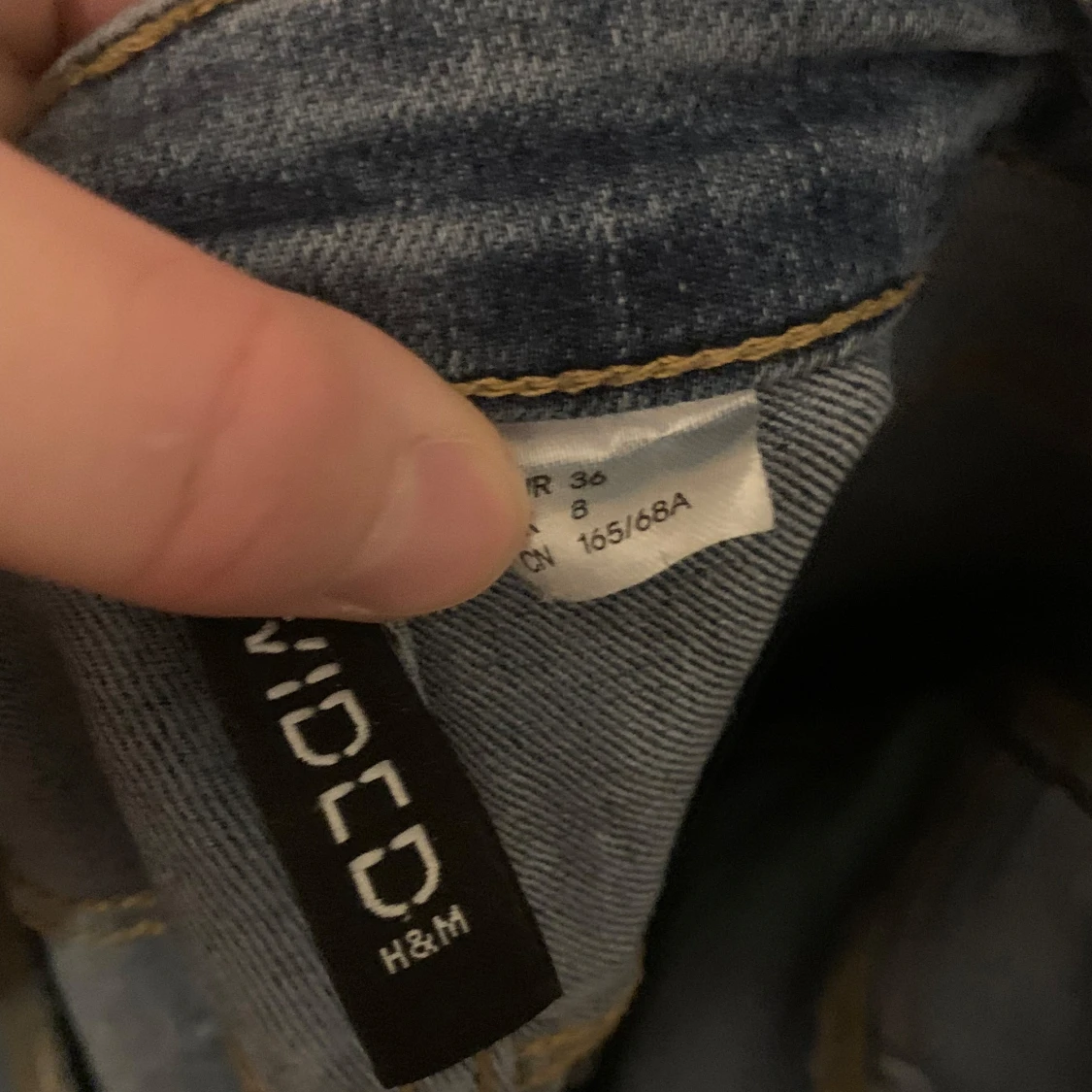Blå ripped jeans från H&M - 1