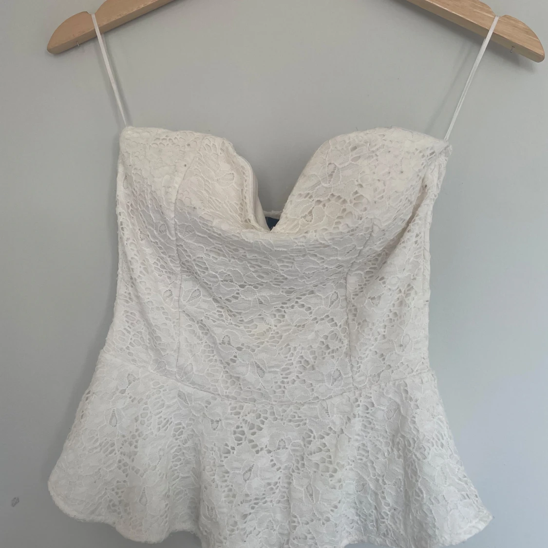 Off shoulder topp - 1