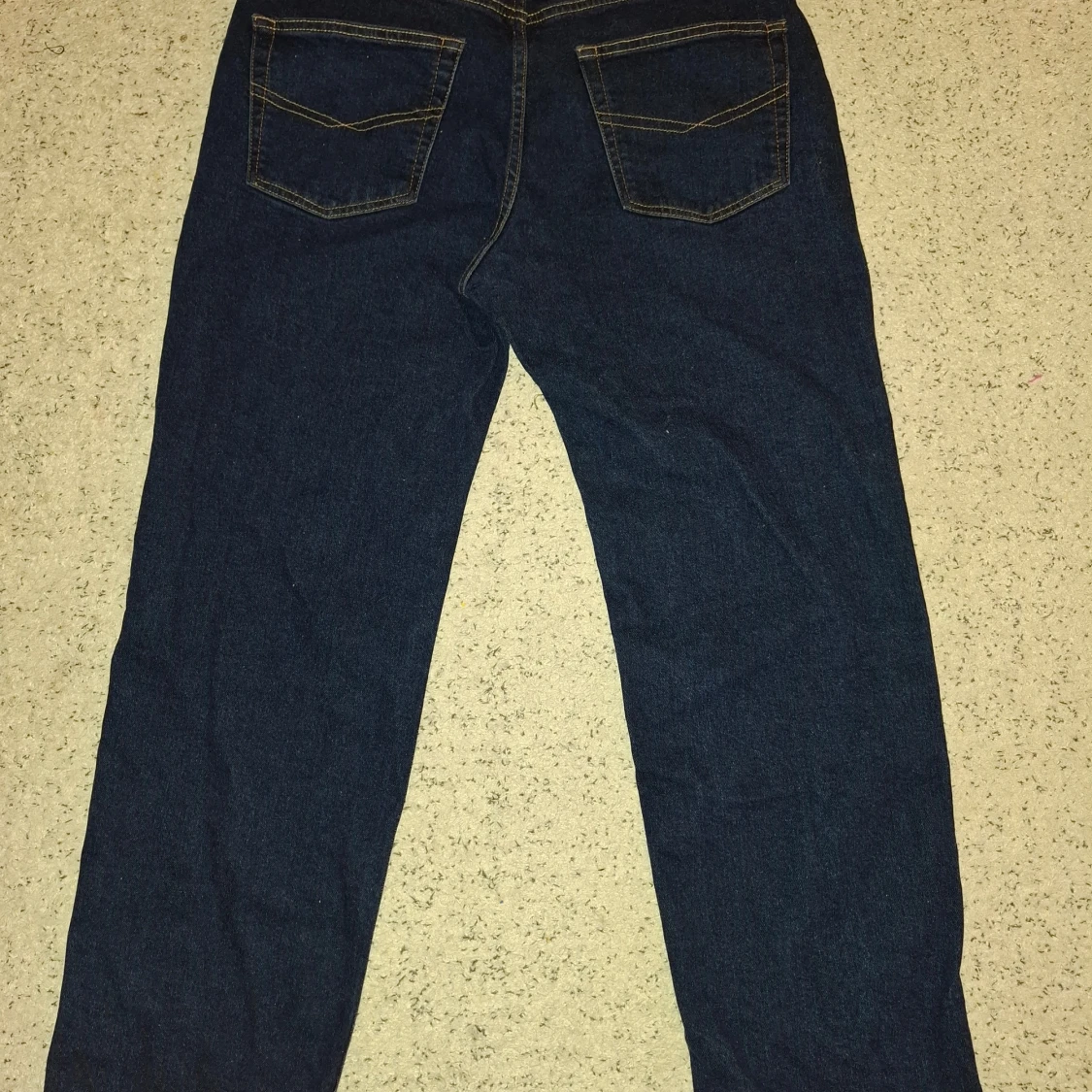 Mörkblå jeans från McGordon - 1