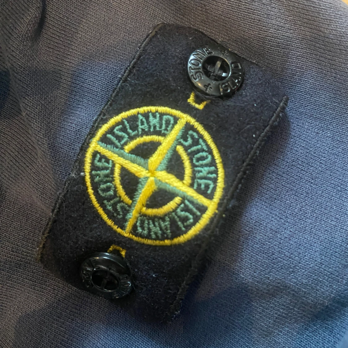 Blå huvtröja från Stone Island Junior - 1