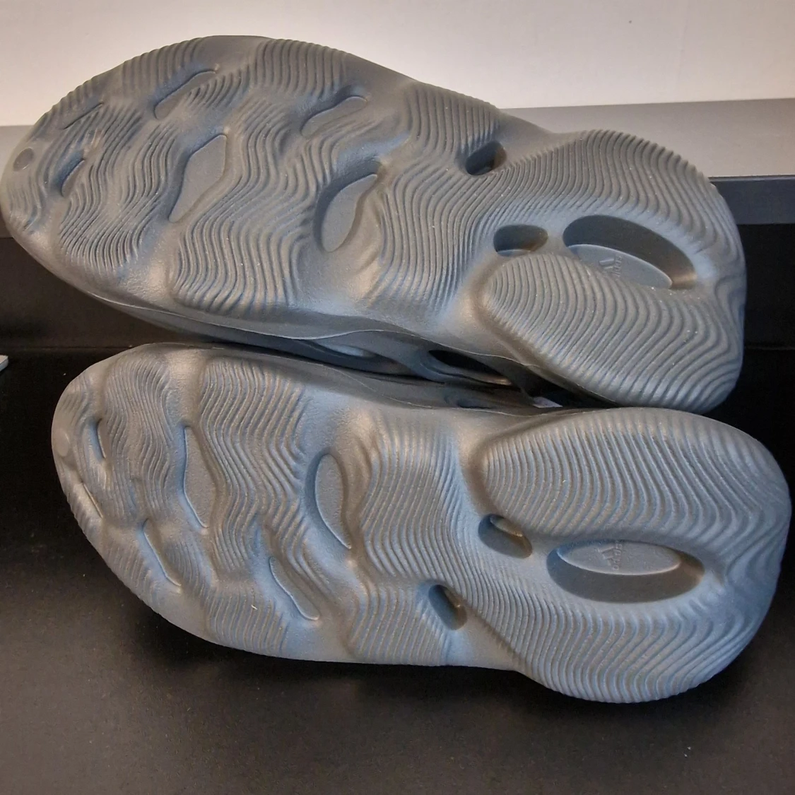 YEEZY FOAM RUNNER  - 1