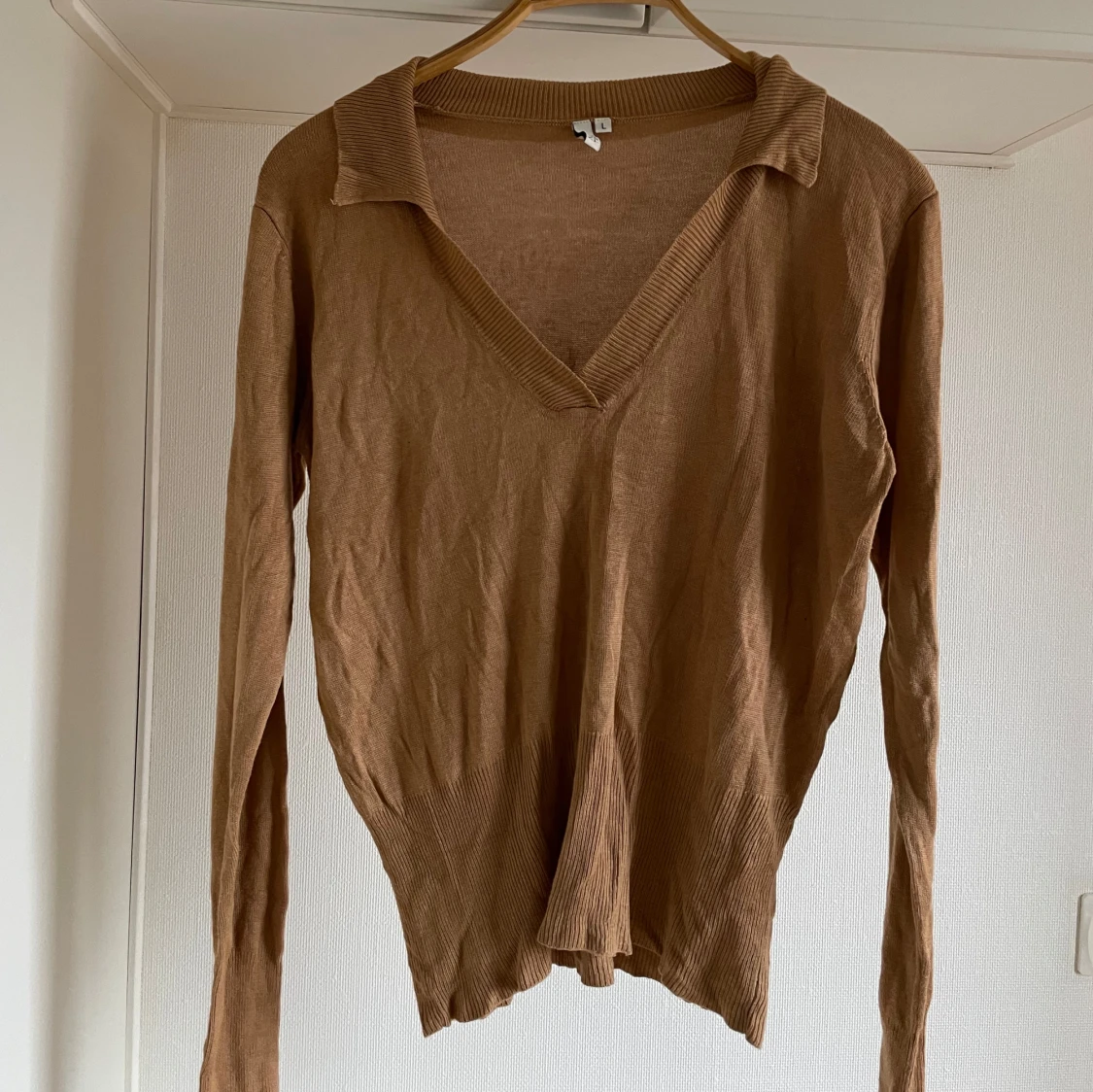 Brun tröja från NLY Trend L oanvänd  - 1