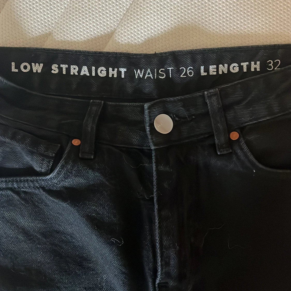 Svarta jeans med låg midja - 2