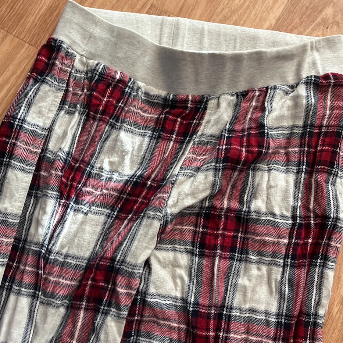 Lågmidjade pyjamasbyxor - 90