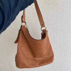 Väska - Brun snygg väska 