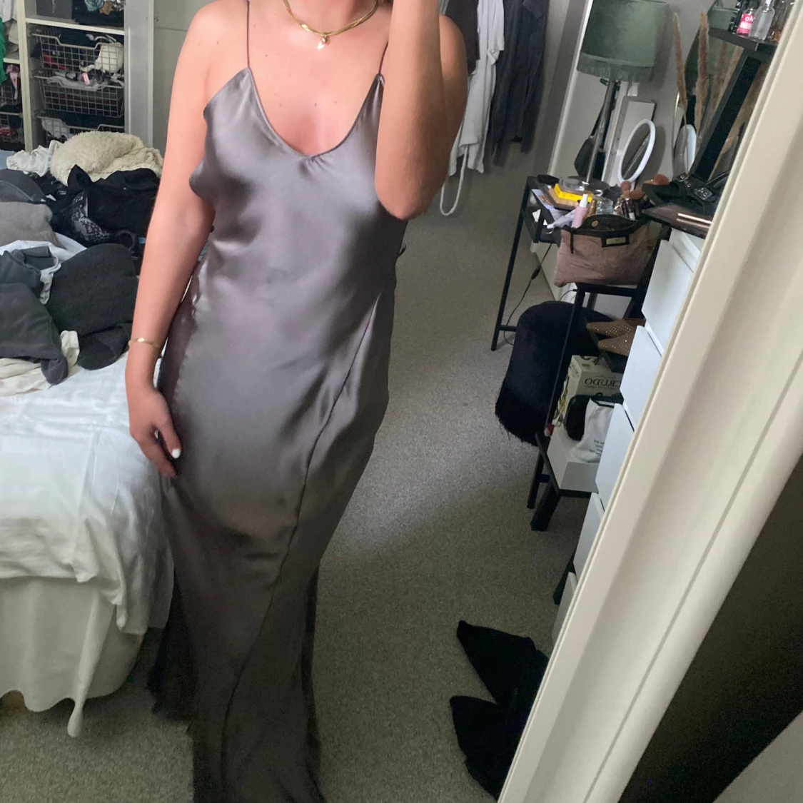 Brun/grå satin balklänning zara - 91