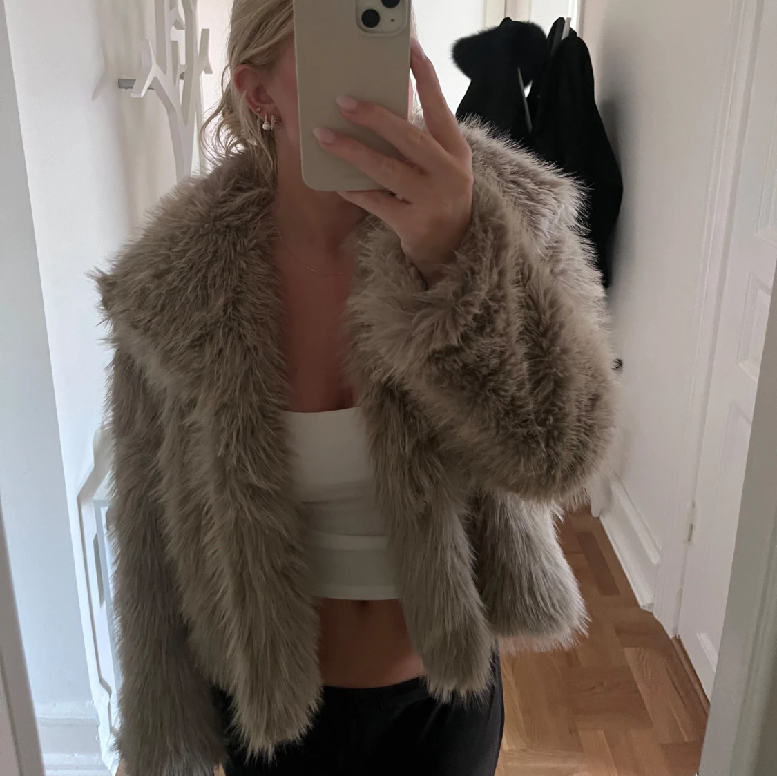 Snygg pälsjacka - 90