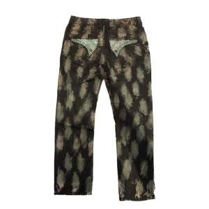 Robin’s Jeans - Feta Robin’s Jeans använda 1-2 gånger. Skick: 9/10 Inga defekter eller märken. Storlek W38xL34. Skriv för mer bilder eller om ni har några frågor!