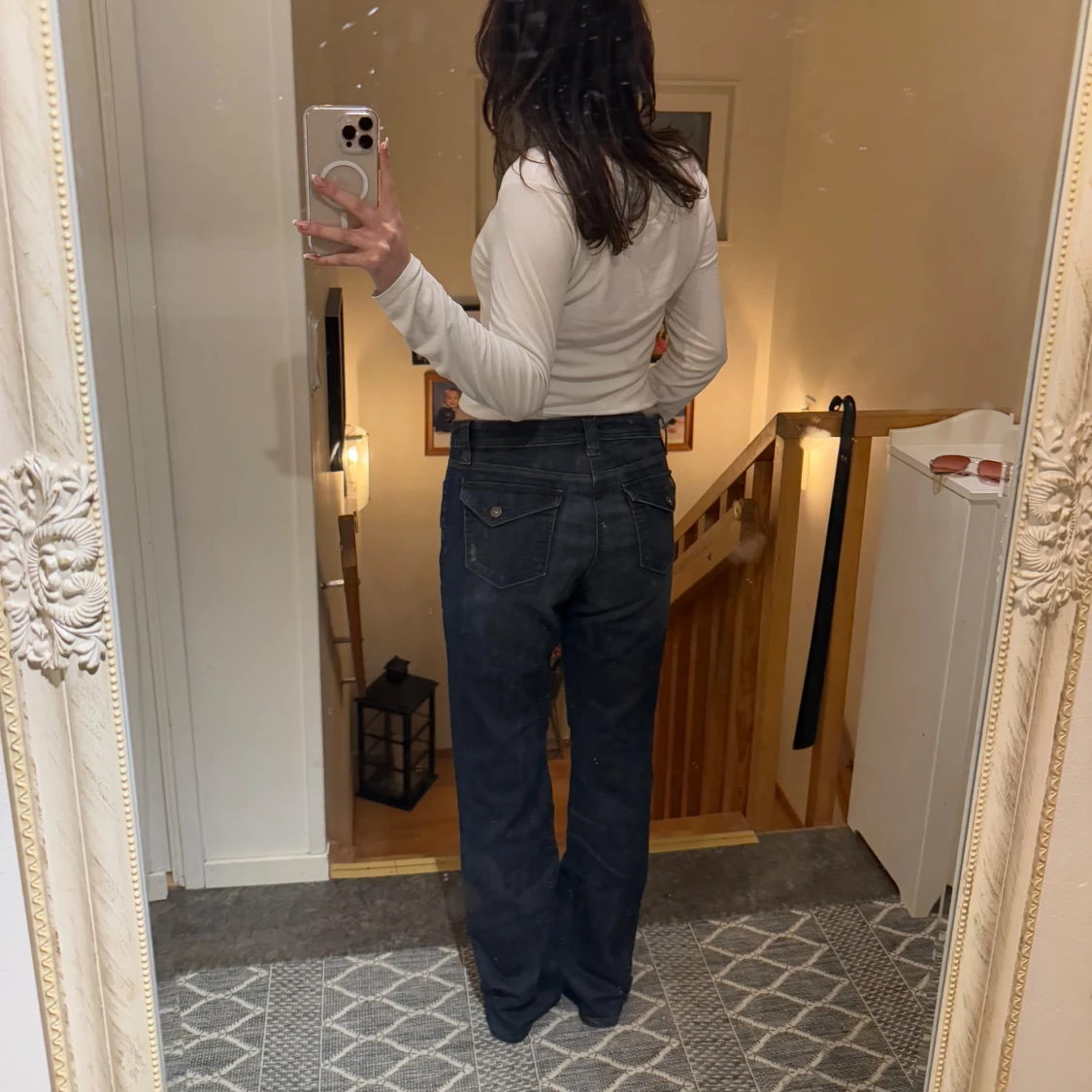 Mörblå vintage jeans  - 1