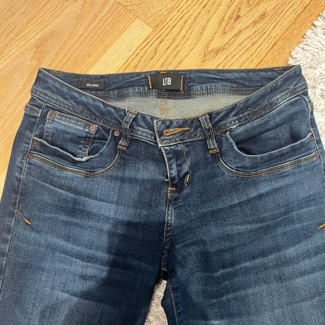 Mörkblå low waist bootcut jeans från LTB - 2