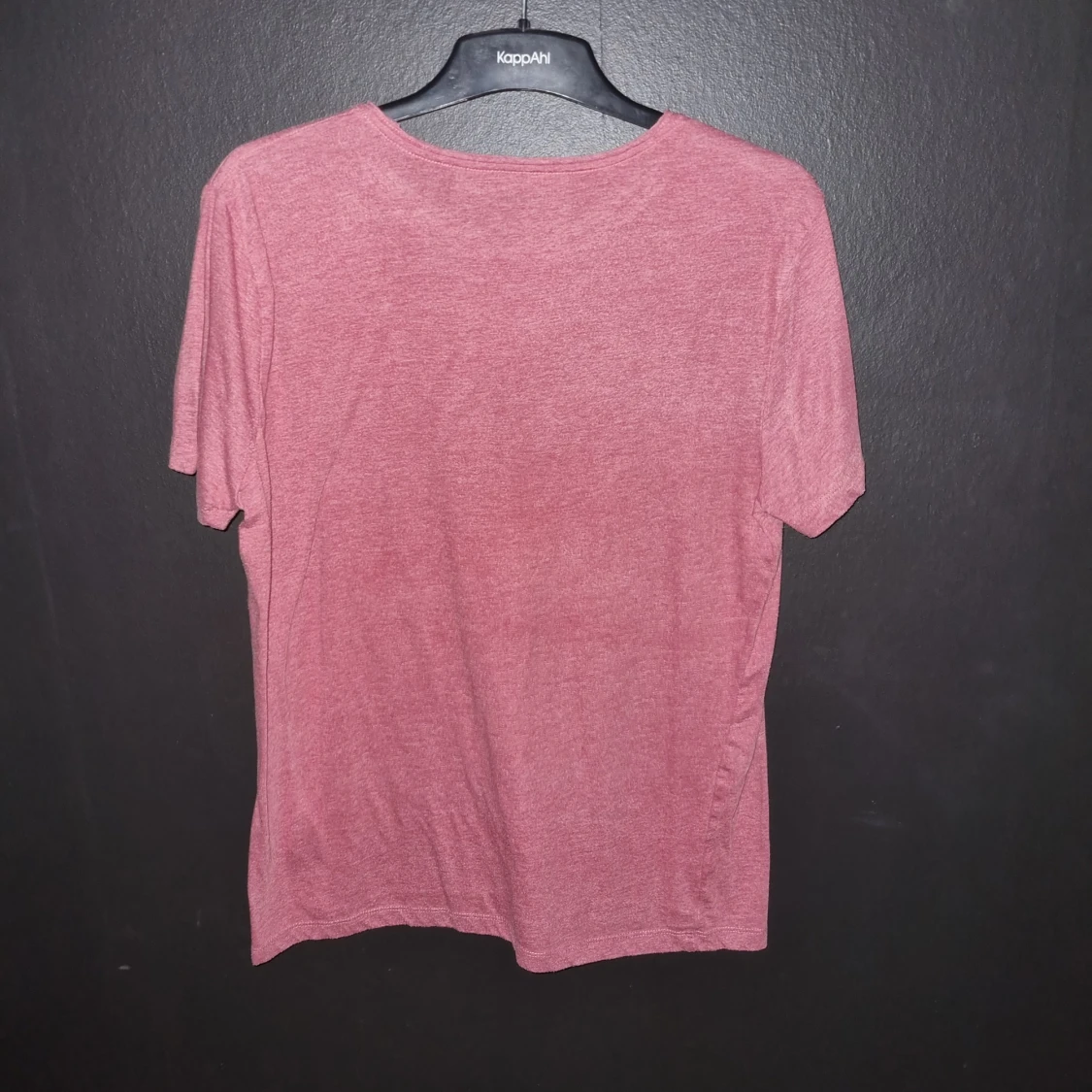 Rostfärgad t-shirt från OVS basic  - 1