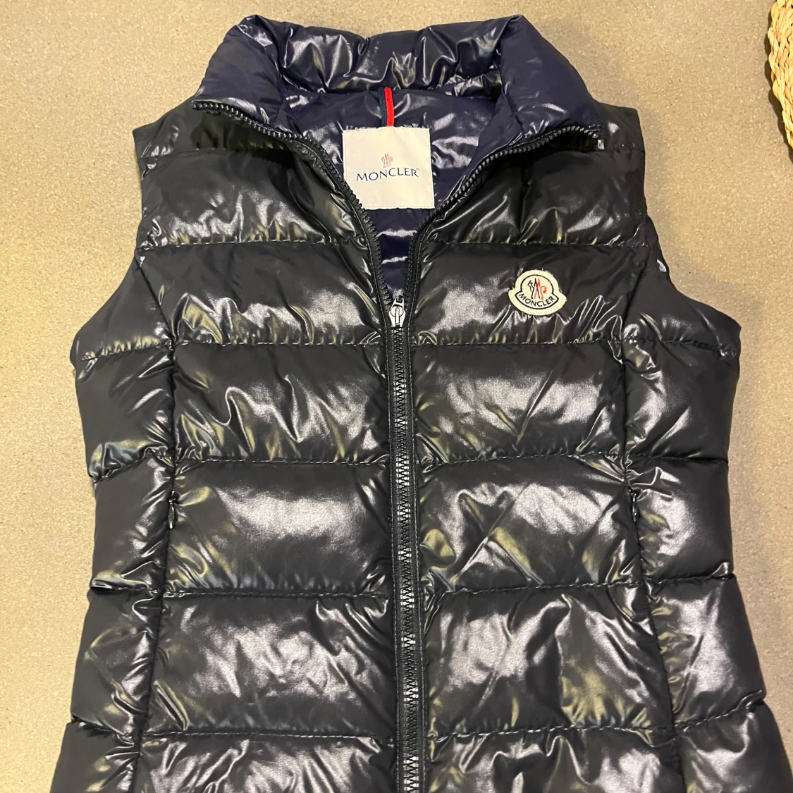 Fet moncler väst