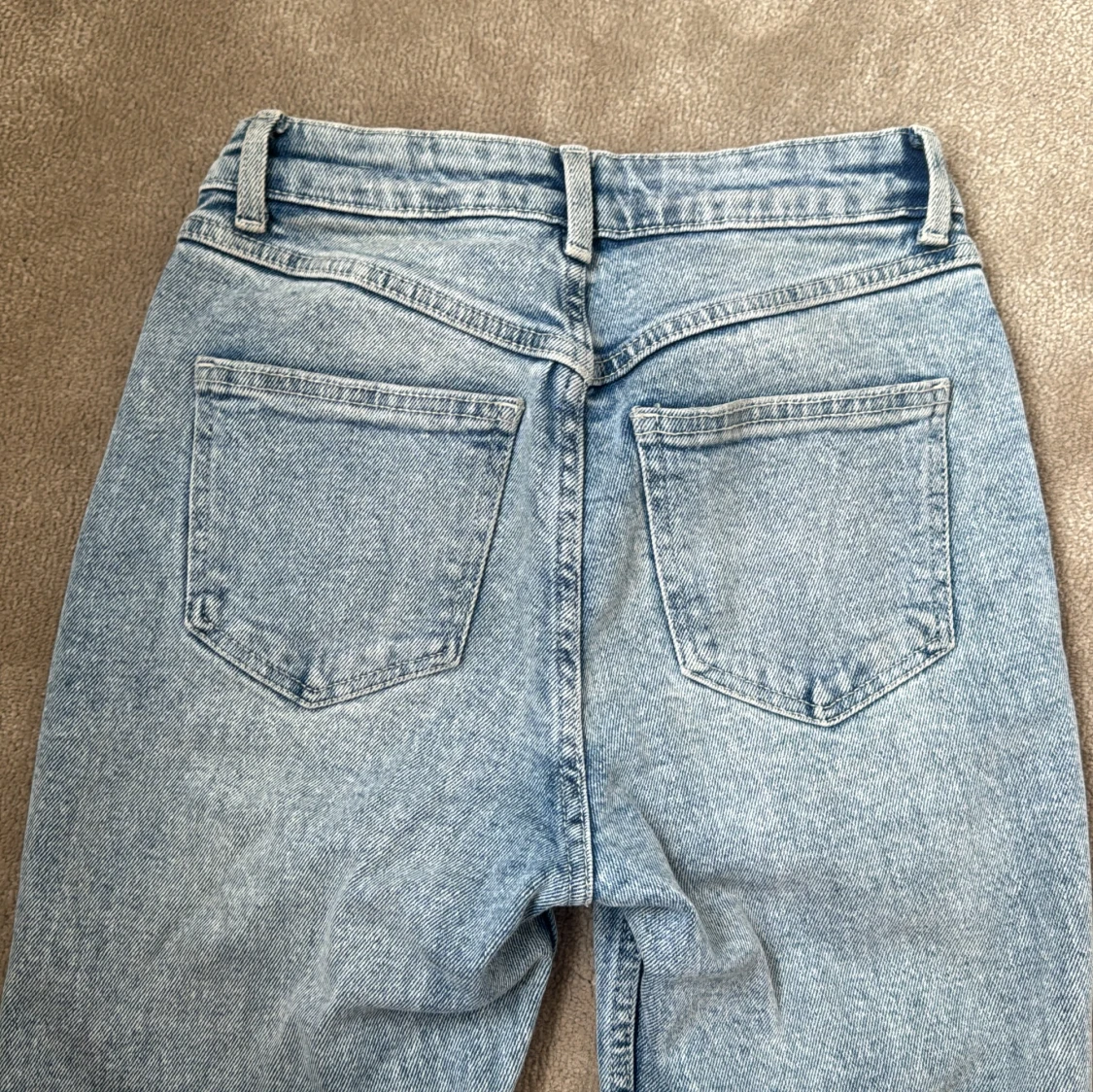 Jeans med knytning - 91