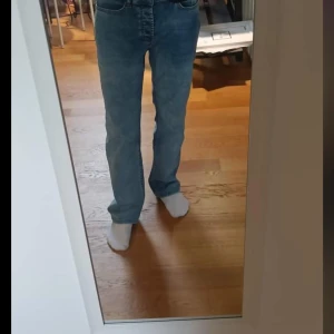 Monten jeans - 30, nytt skick, pris kan diskuteras vid snabb affär!