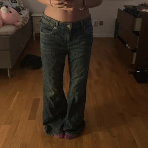 Baggy jeans  - Ett par baggy jeans som inte kommer till användning, använd gärna köp nu pris kan diskuteras :3 