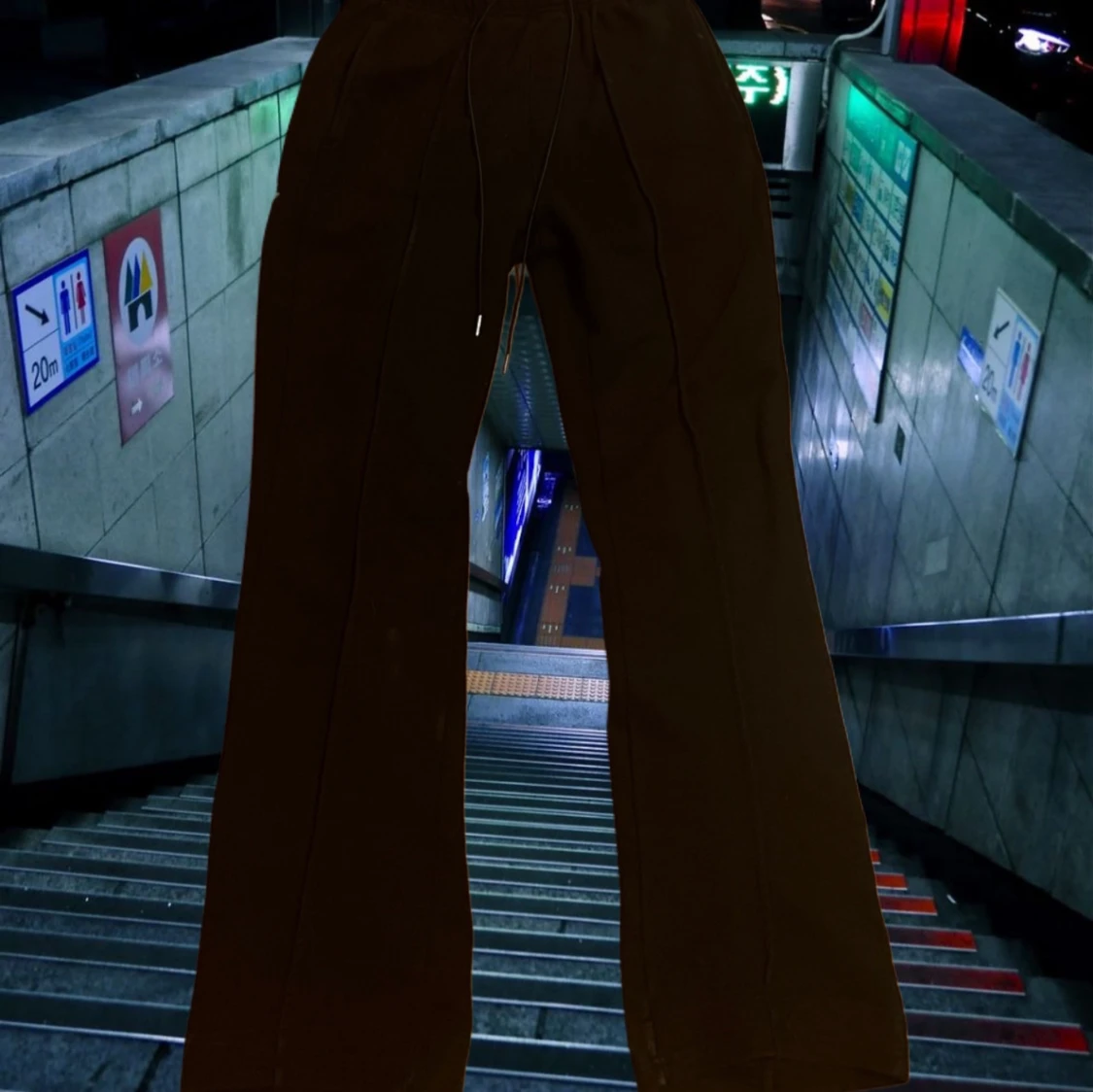 VUJA DE FLARED SWEATPANTS