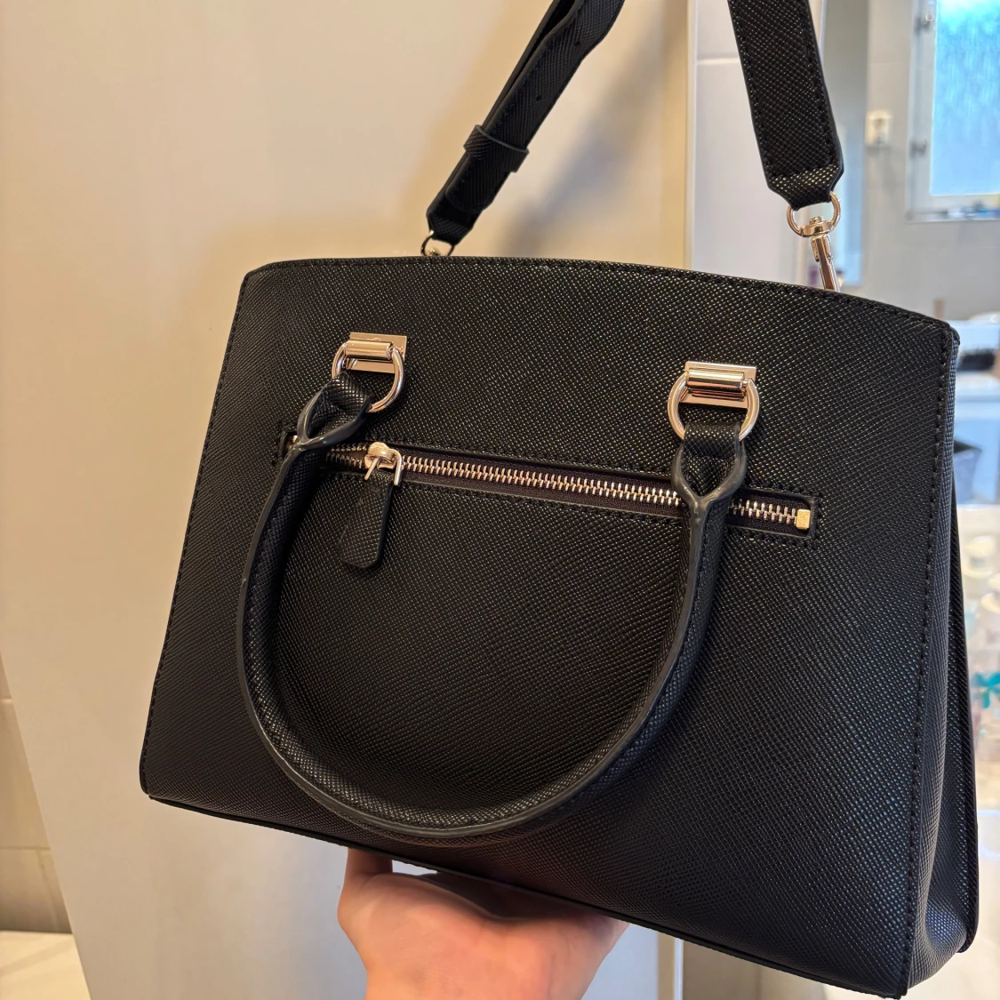 Guess väska  - 90