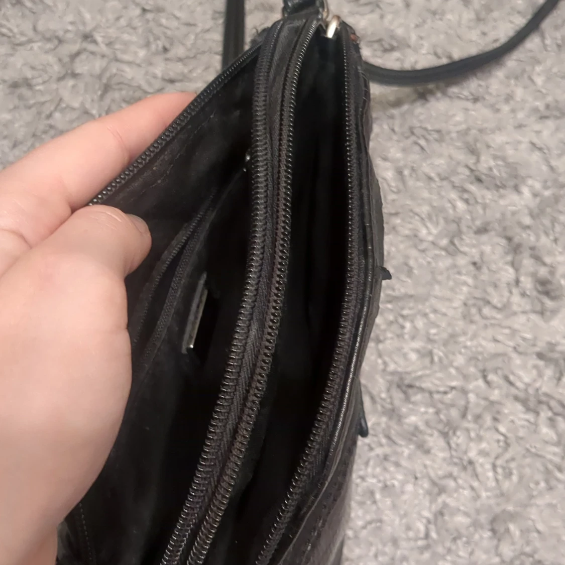 Guess Svart Väska  - 92