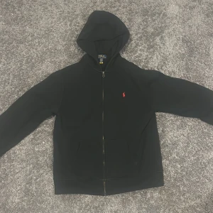 Ralph lauren  - Bara sick den är bra kvalite använd några gånger 