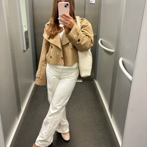 Vita byxor - Vita Manchester byxor från H&M använda fåtal gånger 