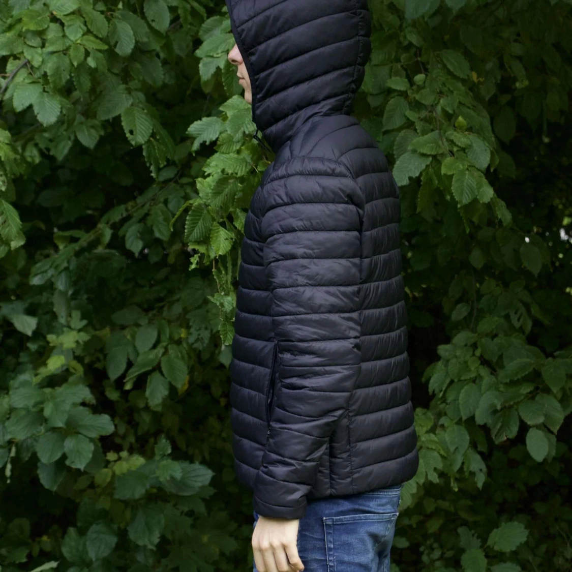 Svart puffjacka  - 90