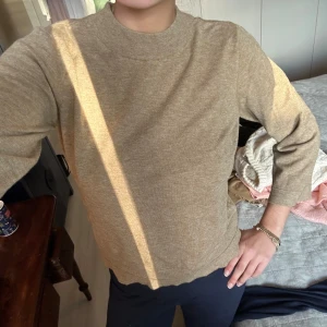 Tröja - Tröja från vila storlek xs aldrig använt 