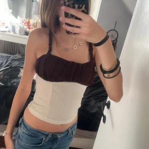 Söt topp - Aldrig använd så nu skick, säljer eftersom jag har bytt stil 💗