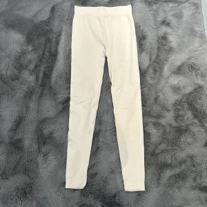 Beige Tights  - Superskönt material, Bra skick i stl XS från H&M