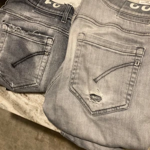 Dondup jeans - Dondup jeans i modell George storlek 31 och 32 har lite slitningar men är i bra skick. Bara att skriva vid frågor samt intresse. 799kr st