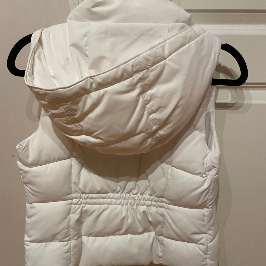 Vit dunväst från Hollister - 91