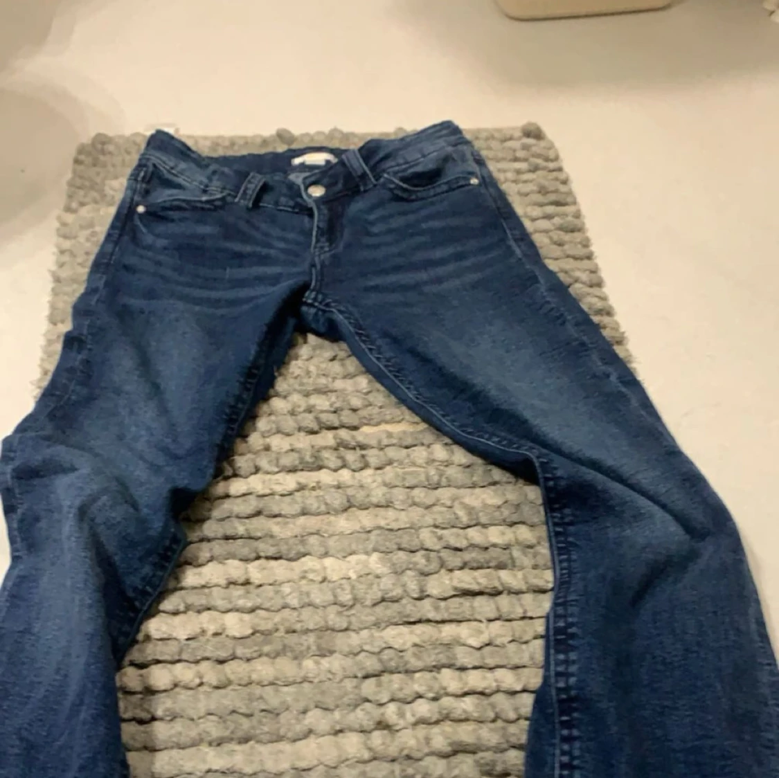 Mörkblå jeans - 92