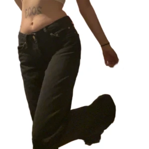 Lowrise Jeans - sparsamt använda