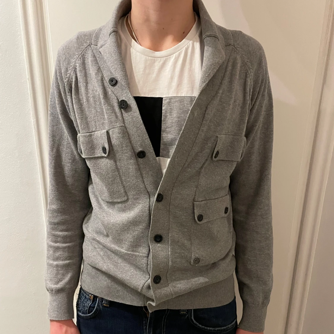 Grå kofta från J.Lindeberg - 91