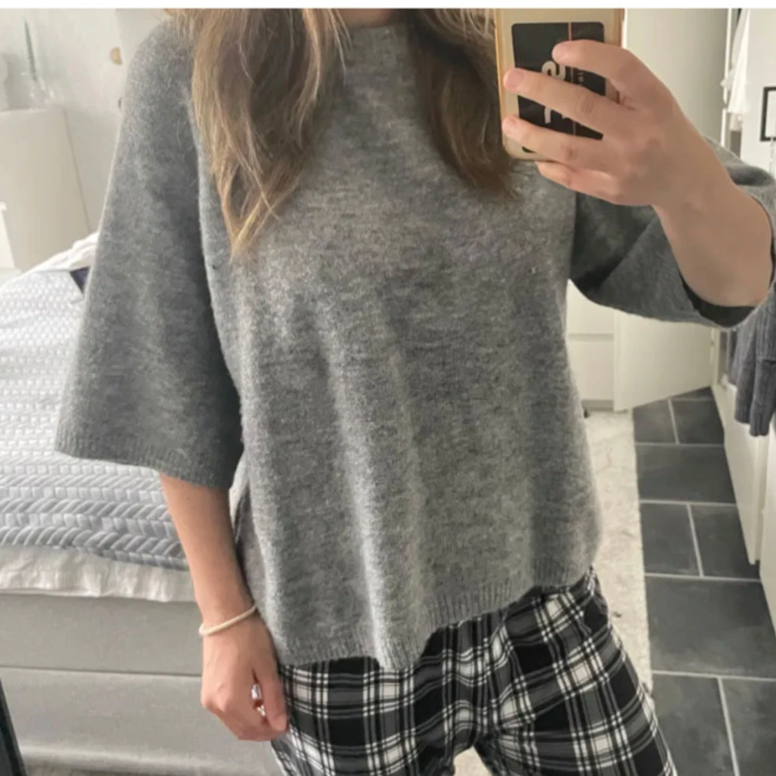 Grå stickad tröja - 90