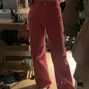 rosa jeans zalando - oanvända, köpta förra året!