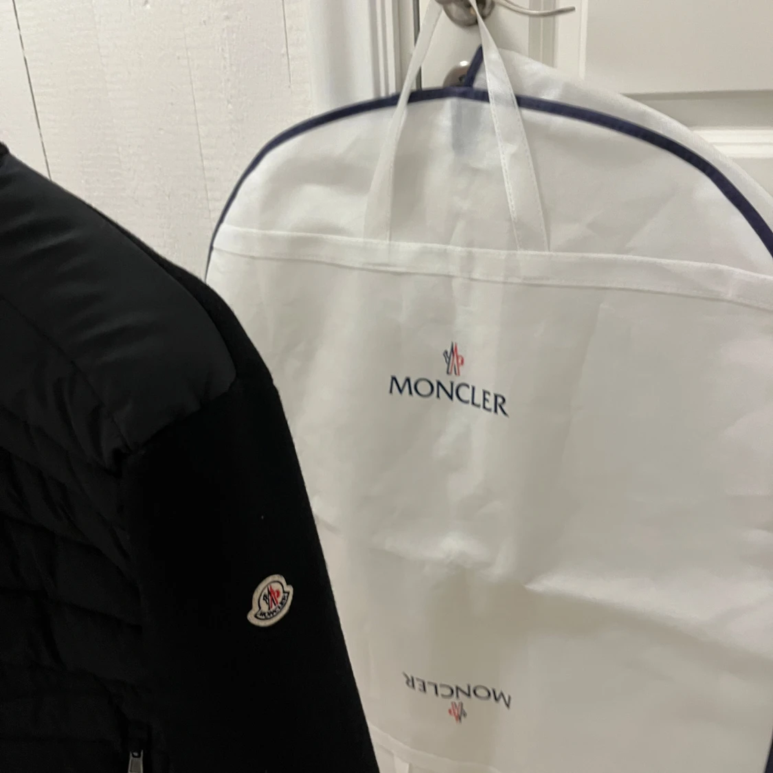 Moncler Cardigan äkta  - 90