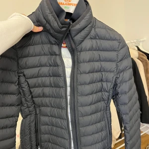 Psj dunjacka  - Nu Psj dunjacka is Torkel XS, aldrig använt endast testad. Säljs för 1000kr, 900 kr vid snabbaffär 