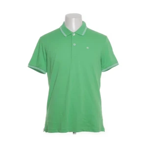 Champion Piké - Champion Piké som i är i gott skick inga större defekter överhuvudtaget. Skriv om ni har några funderingar. Tack 