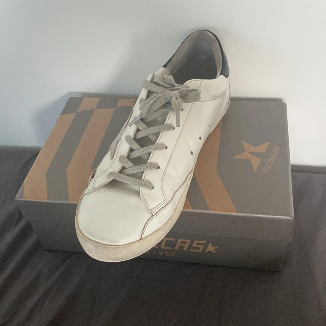  Vita Golden Goose skor - 91
