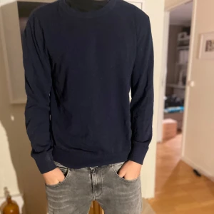 Ulltröja - Aldrig använd, passar M/S.