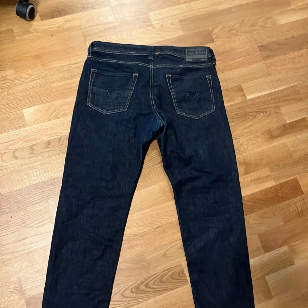 Riktigt feta diesel byxor inte använt på grund av att de är lite för stora de sitter jättebra annars ny pris 1000kr. Jeans & Byxor.