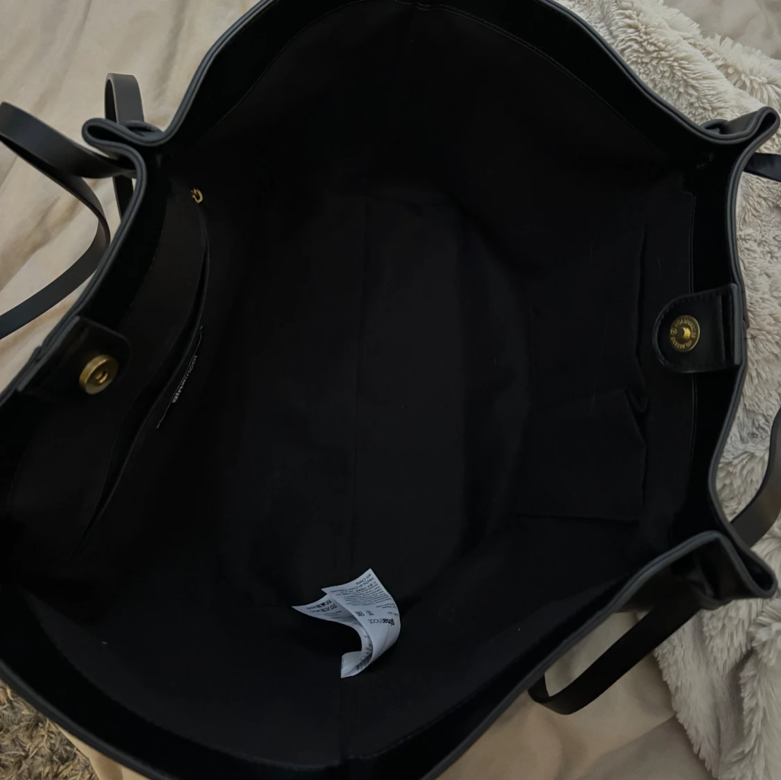 Gina tricot väska - 91