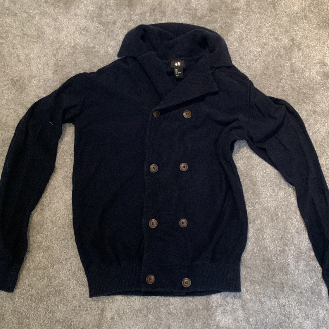 Mörkblå kofta från H&M