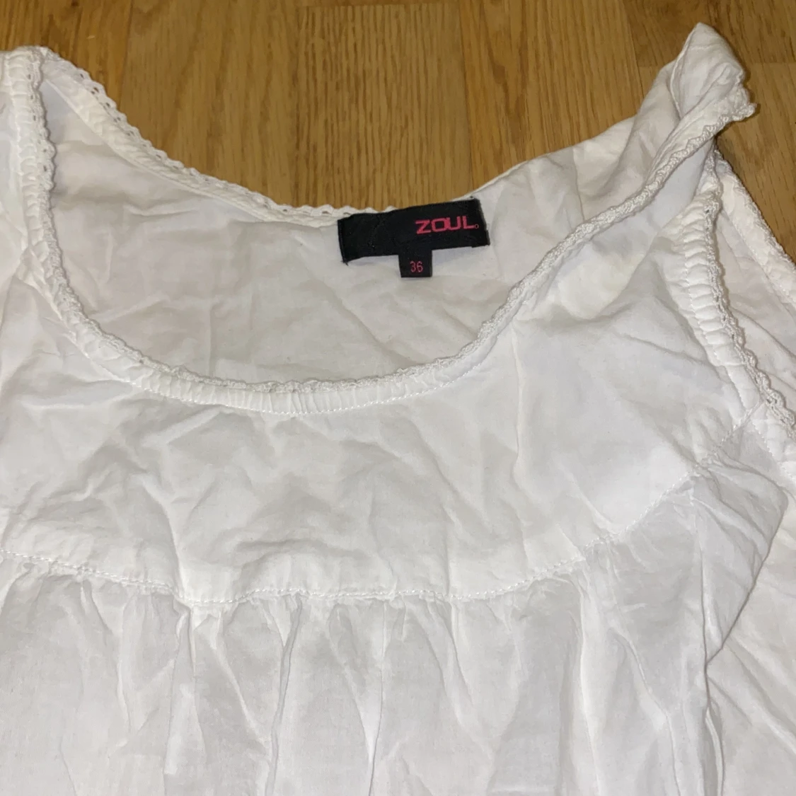 Vit ärmlös topp från Zoul - 90