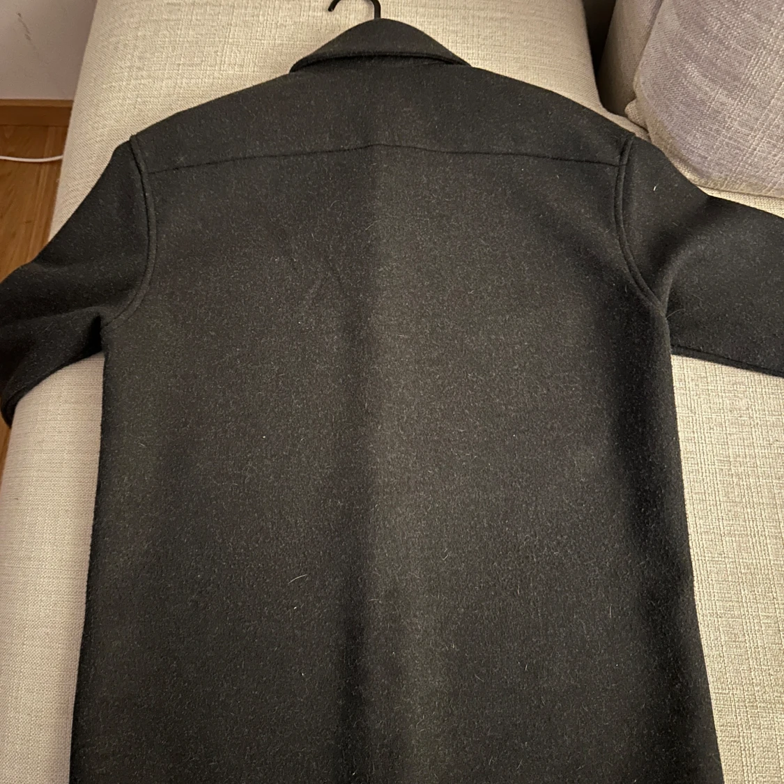 Svart overshirt - 90